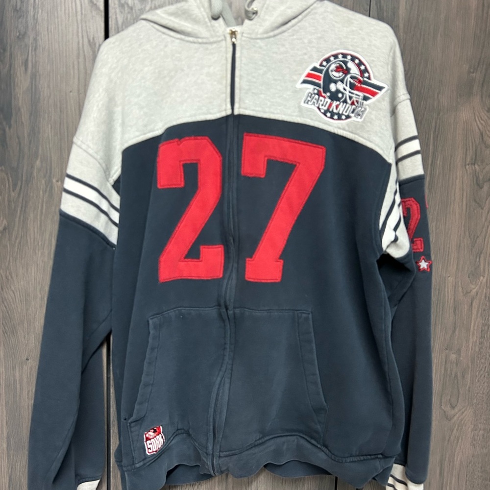 2000s zip up